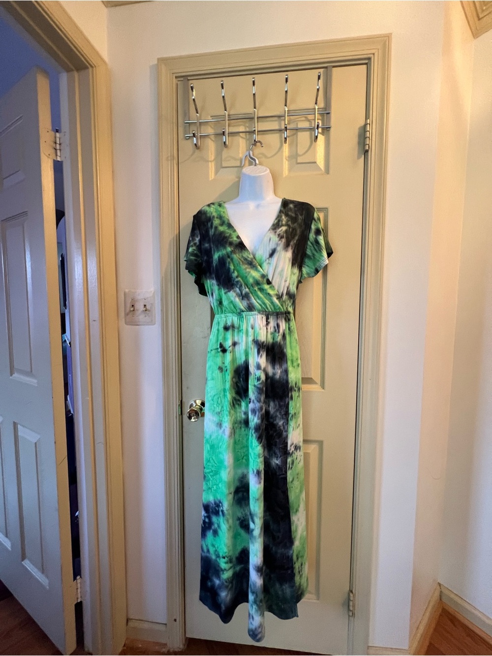 Nina Leonard Green and Black Tie-Dye Wrap Midi Dress